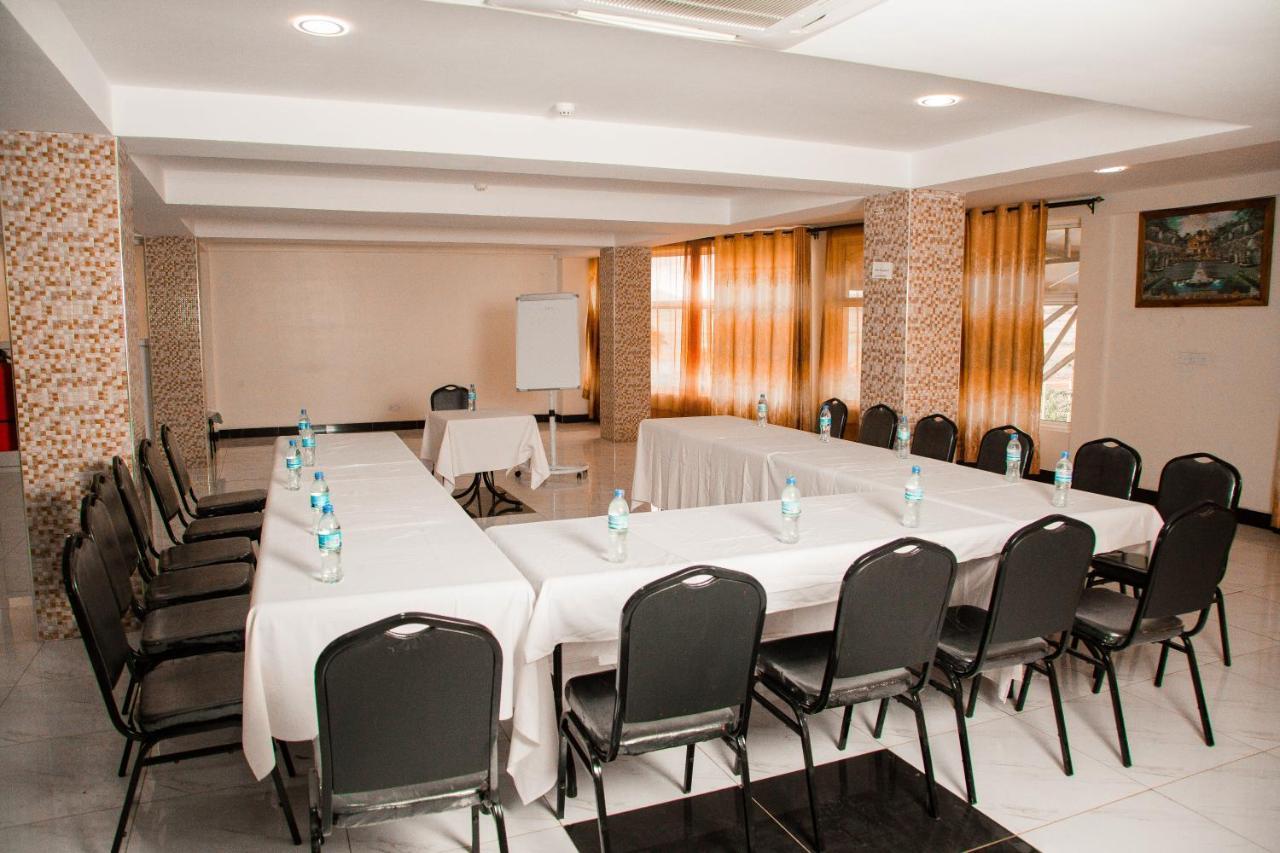A1 Hotel And Resort Arusha Luaran gambar